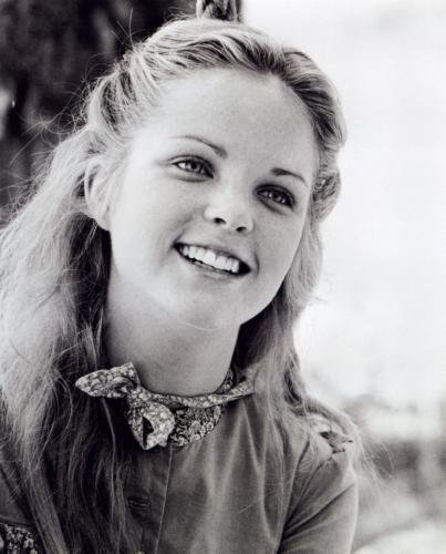 posters Melissa Sue Anderson Young Pic Dog #02B 28 cm x 43 c